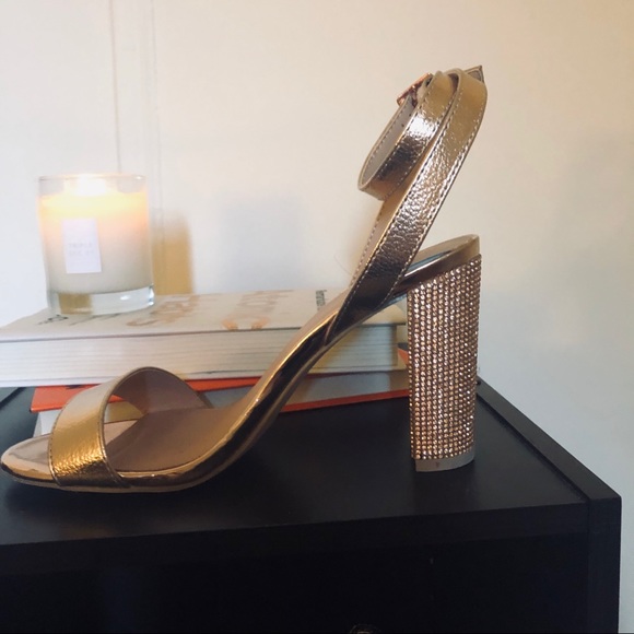 New Look Rose Gold Rhinestone Block Heel Sandal - Picture 5 of 7